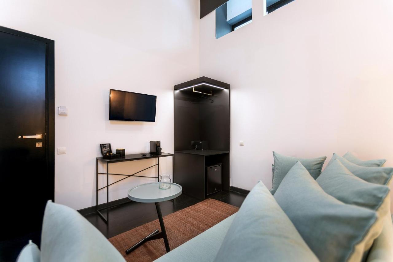 Nin&Bau Sarri 2 Otel Atina Dış mekan fotoğraf